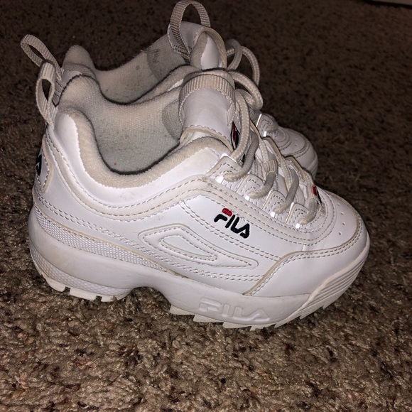 fila disruptor size 9